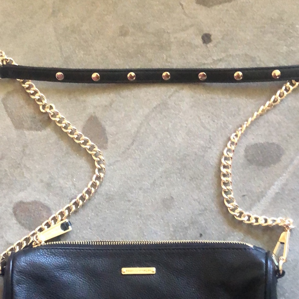 Black and gold zip crossbody bag - Picture 6 of 7